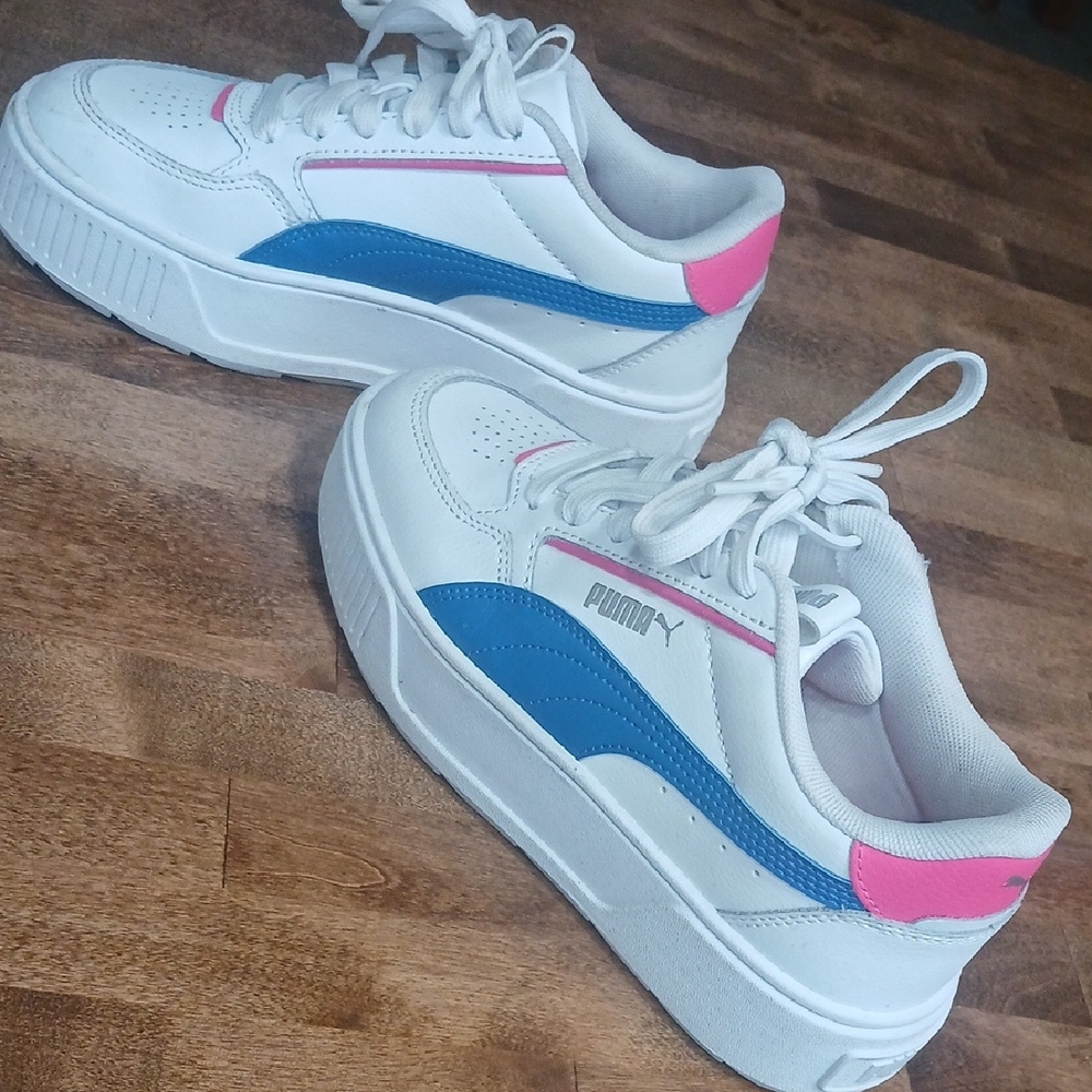 Puma Sneakers in White with Blue and Pink Highlights